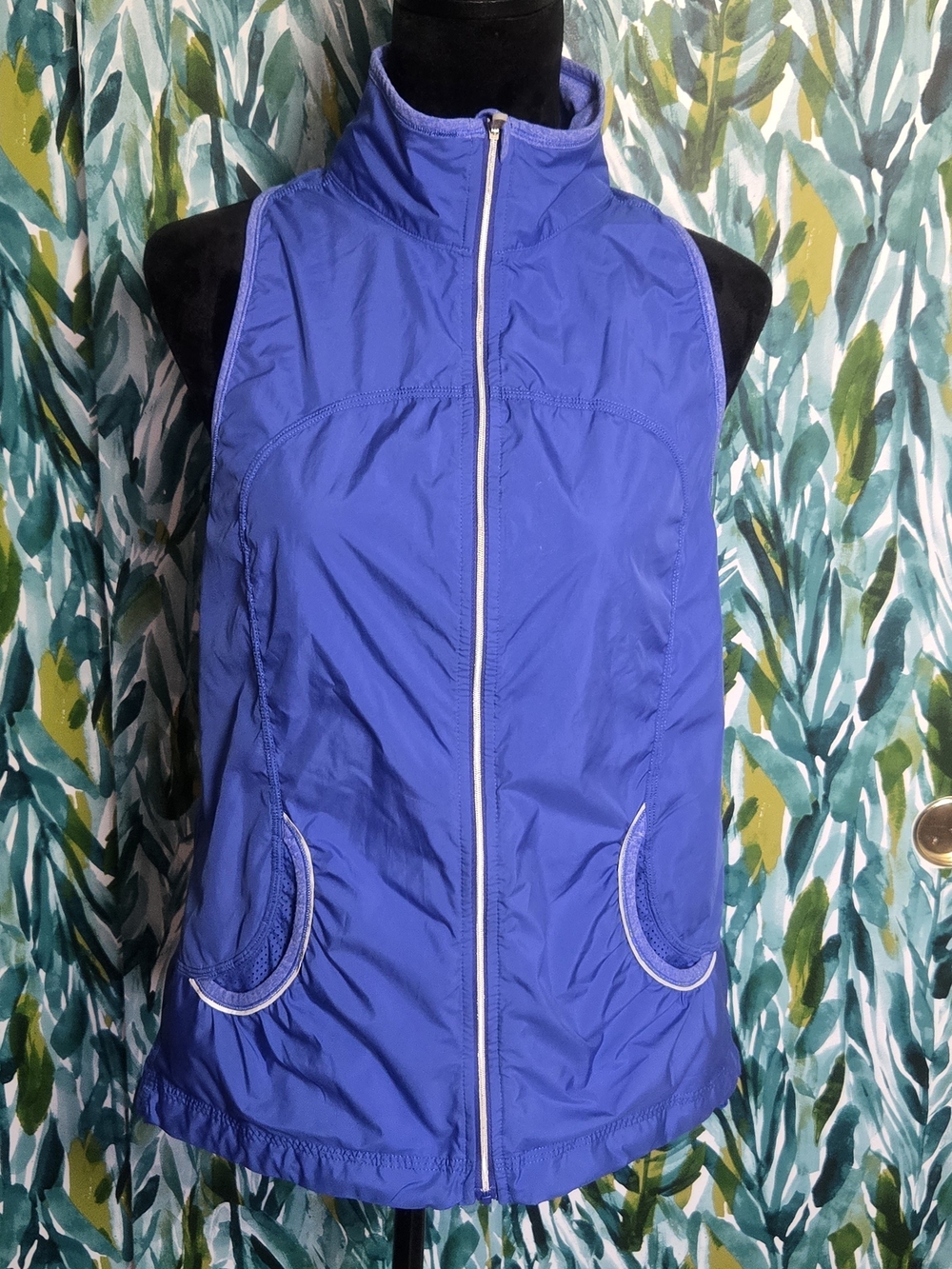 lululemon Record Breaker Royal Blue Zip-Front Women's Vest